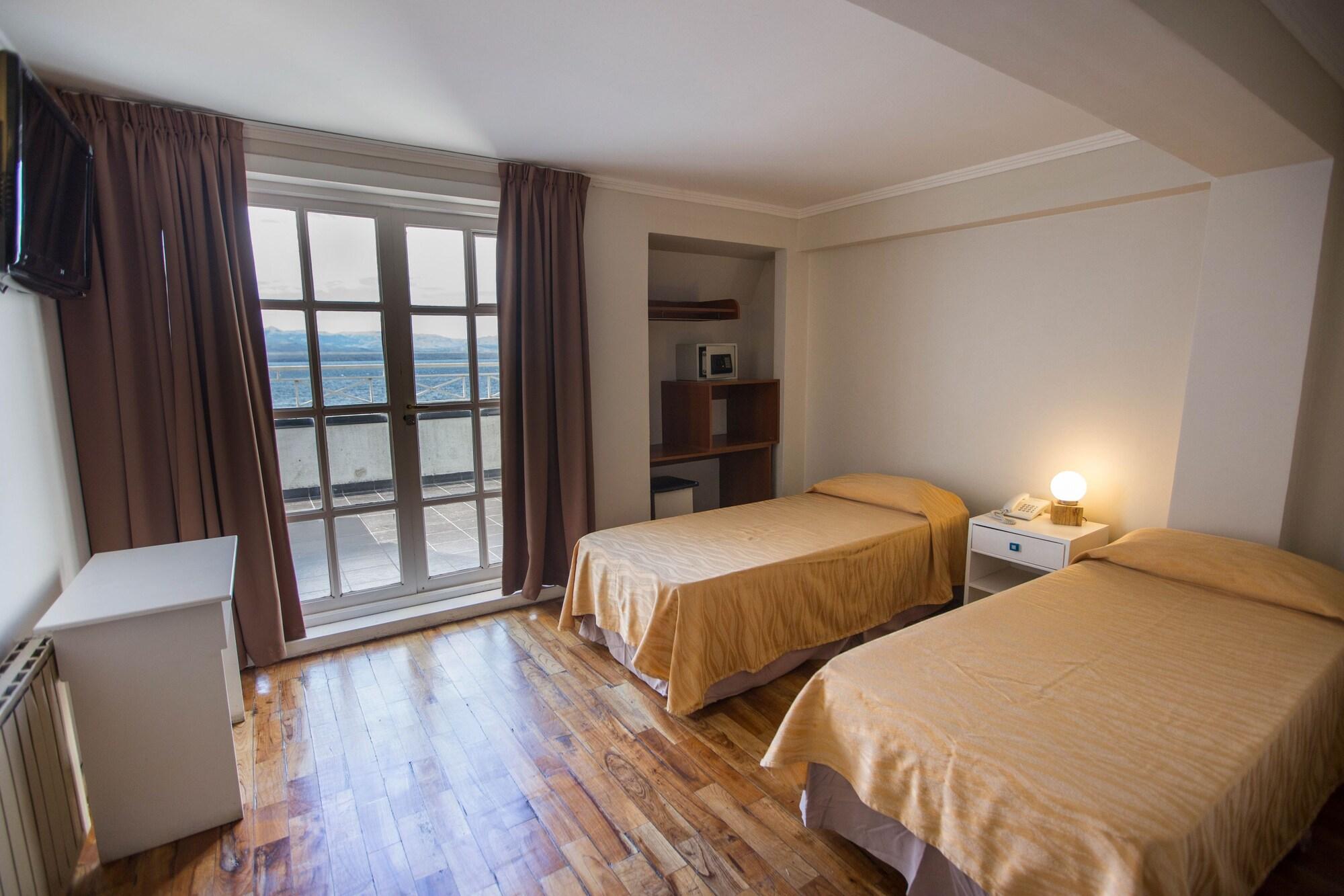 Rodeo Hotel 3*